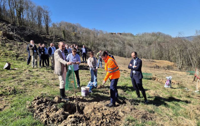 Hunosa, SODECO y Caja Rural firman un convenio clave para impulsar el emprendimiento y la financiación en las cuencas mineras